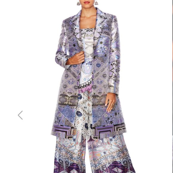 Auc NWT Camilla Tales of Tatiana Swarovski Crystal coat $1000 - Picture 10 of 17